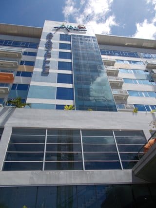 C2 Ubec English Academy Premier Campus