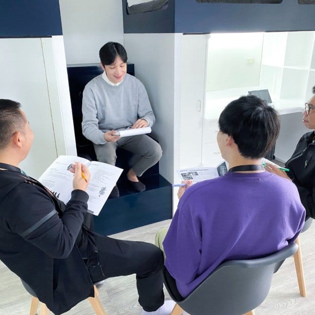 学生寮（講師同部屋）生活風景