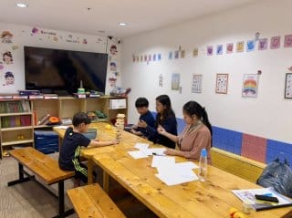 担任制を導入