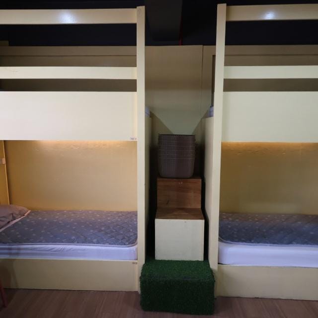 学生寮（6人部屋）