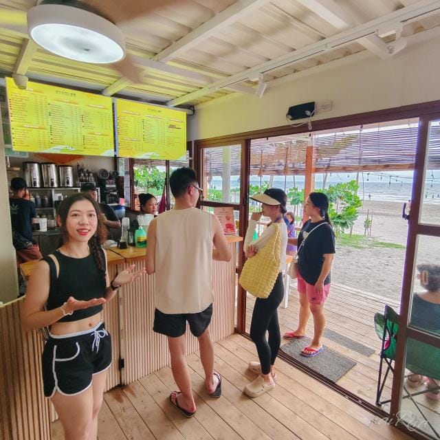 WEEKEND TRIP（ビーチ）