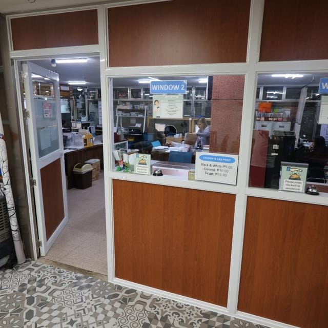 ラウンジ