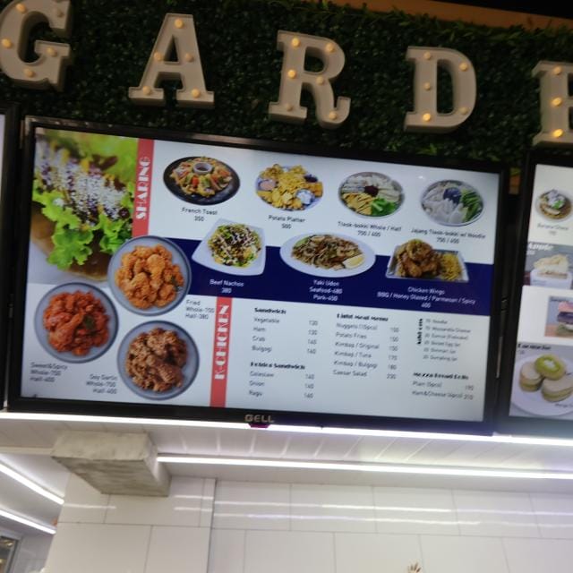 カフェ（AQUA GARDEN）