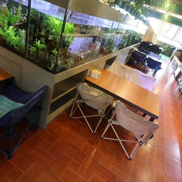 カフェ（AQUA GARDEN）
