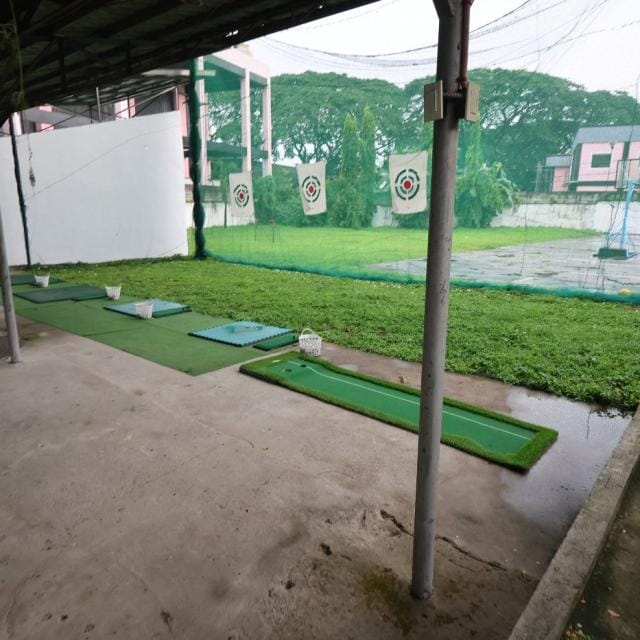 ゴルフ練習場