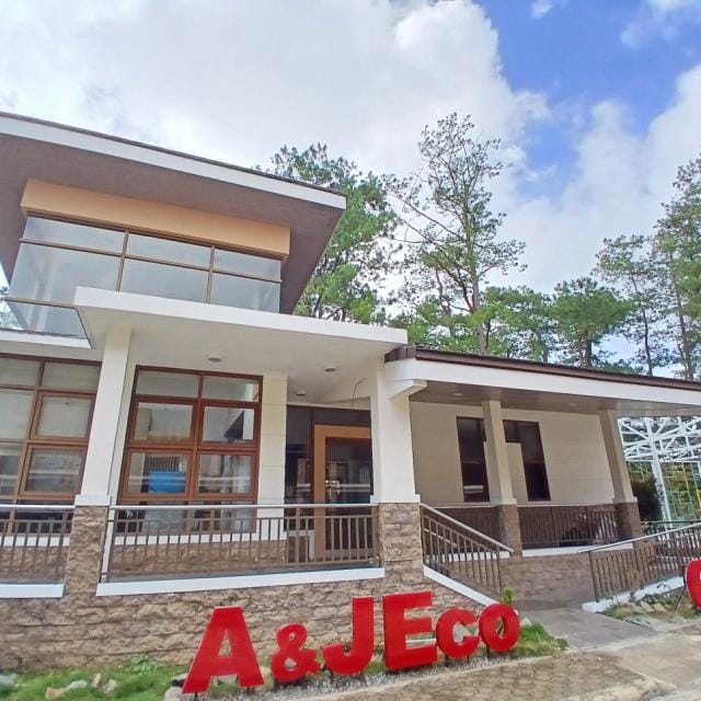 ADMINビル