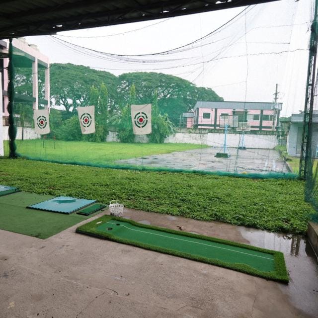 ゴルフ練習場