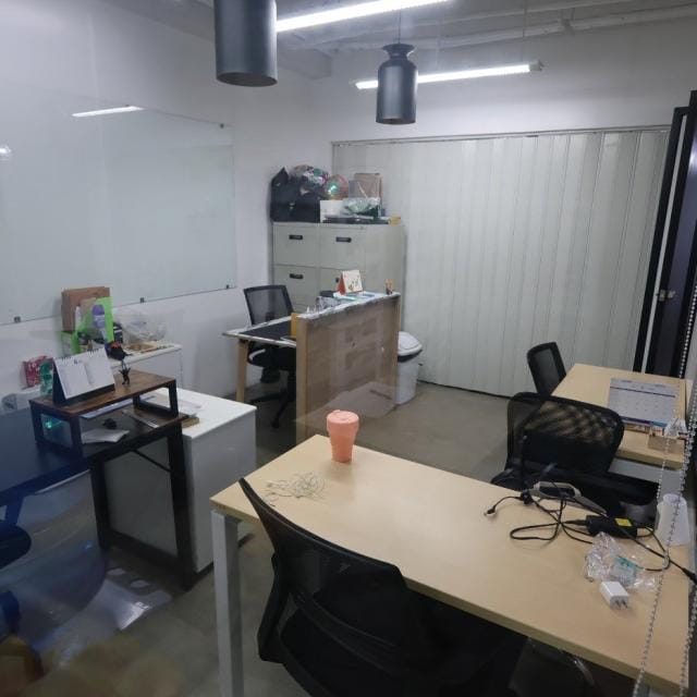 オフィス