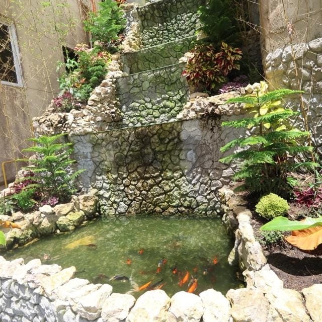 カフェ（AQUA GARDEN）