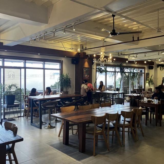 Seollem Cafe