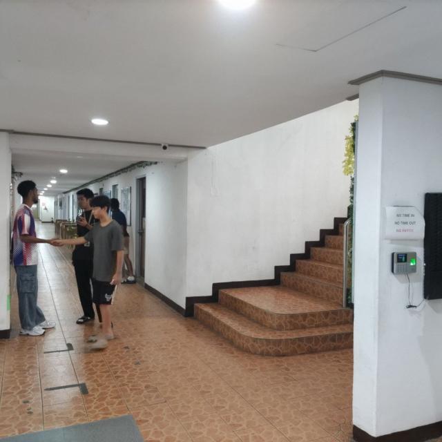 学校内観