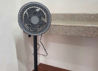 全部屋に扇風機を設置