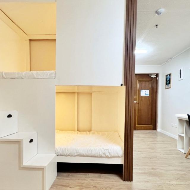 スタジオ4人部屋（男性）