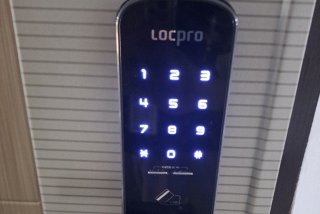 各部屋オートロック式
