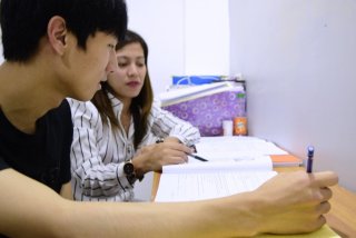 専門講師制度を導入
