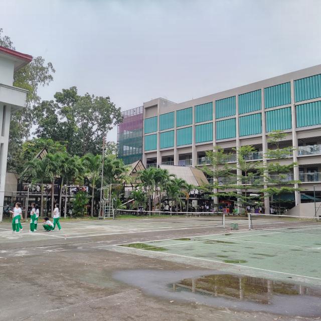 ラサール大学講義棟