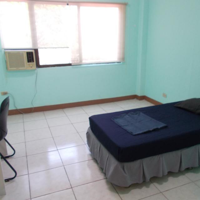 学生寮2人部屋（1人部屋も同部屋利用）