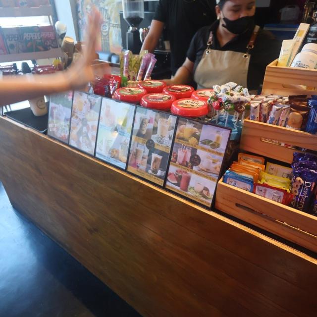 カフェ兼売店
