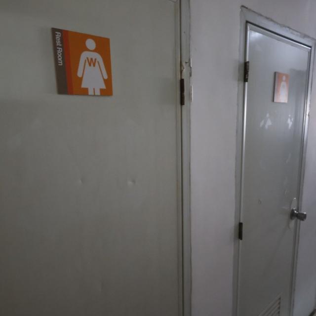 共有トイレ（1階）