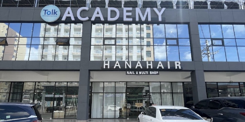 TALK ACADEMY