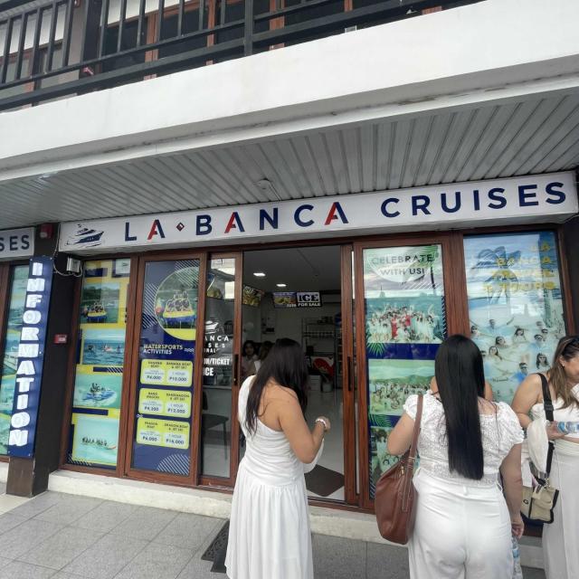 SUBIC YACHT SUNSET TOUR