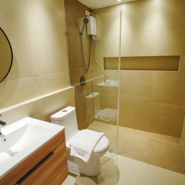 Feliness Hotel / 3-Star Hotel