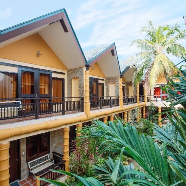 Paradise Garden  / 3-Star Resort