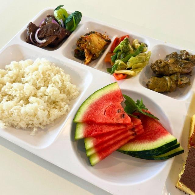 昼食