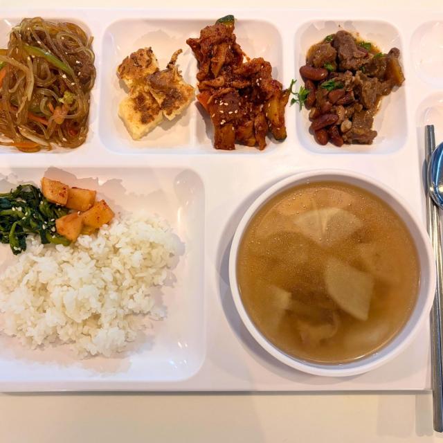 夕食