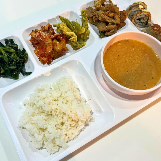 夕食