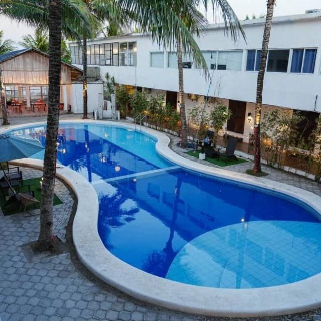 Feliness Hotel / 3-Star Hotel