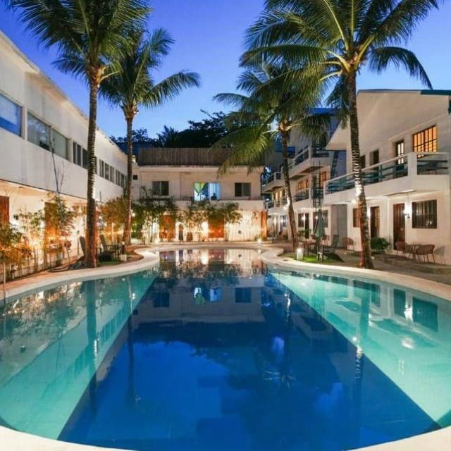 Feliness Hotel / 3-Star Hotel