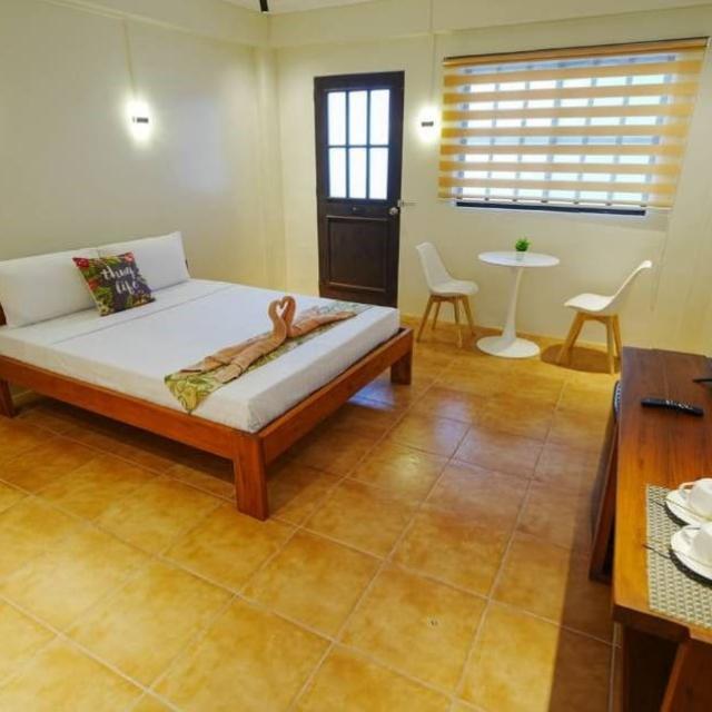 Feliness Hotel / 3-Star Hotel