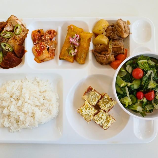 昼食