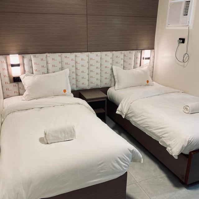外部寮Room2