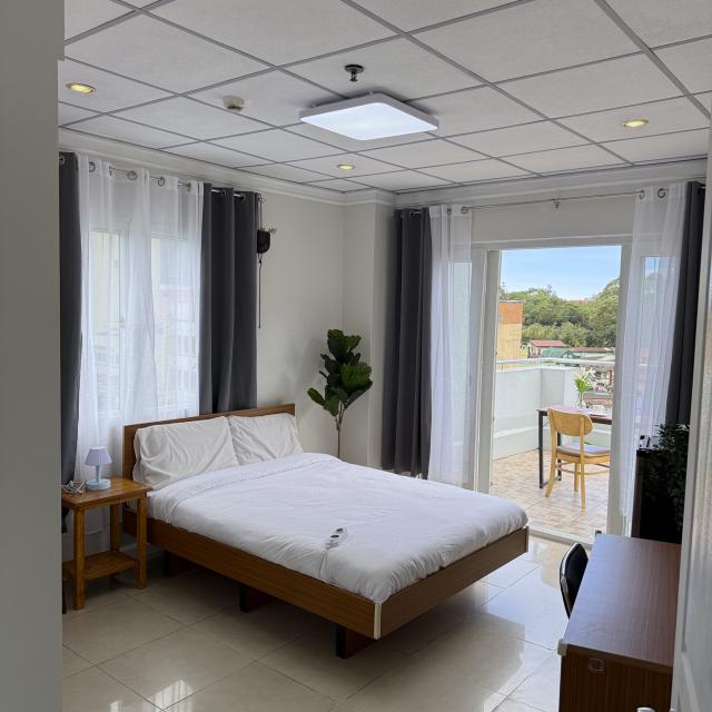 Premium Single Room