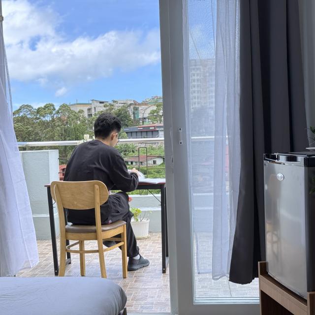 Premium Single Room