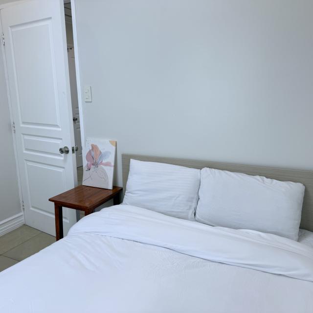 Semi-Single Room