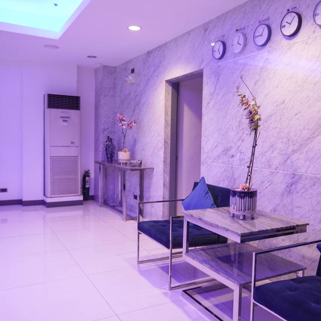 外部寮（Stacia Hotel）ロビー